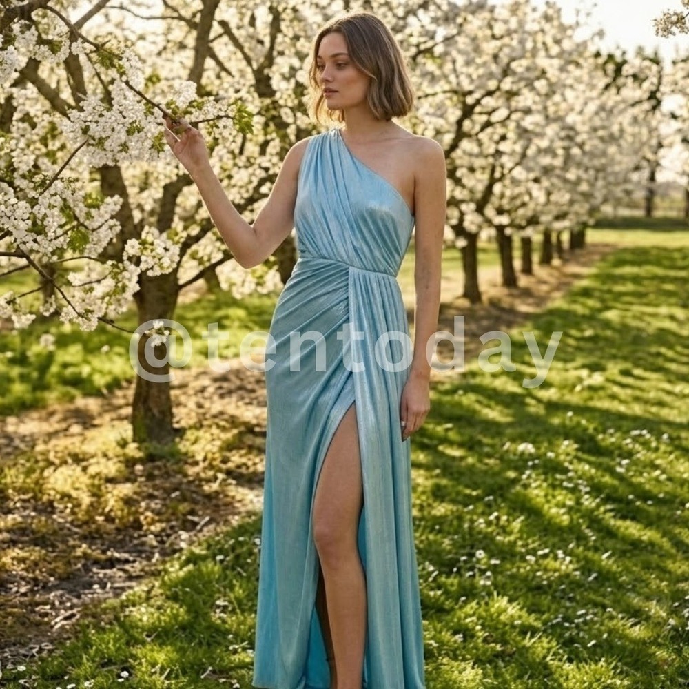Mac‎ Duggal 10